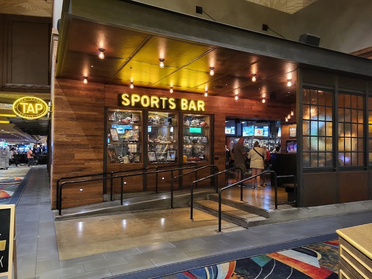 TAP Sports Bar photo 1