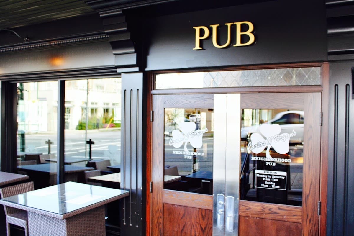Carlos O'Bryan's Neighborhood Pub