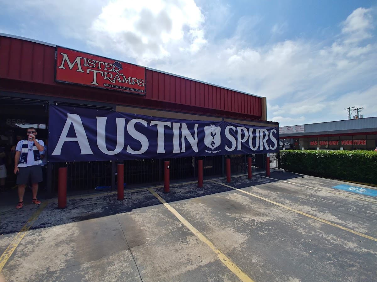 Mister Tramps Sports Pub photo 1