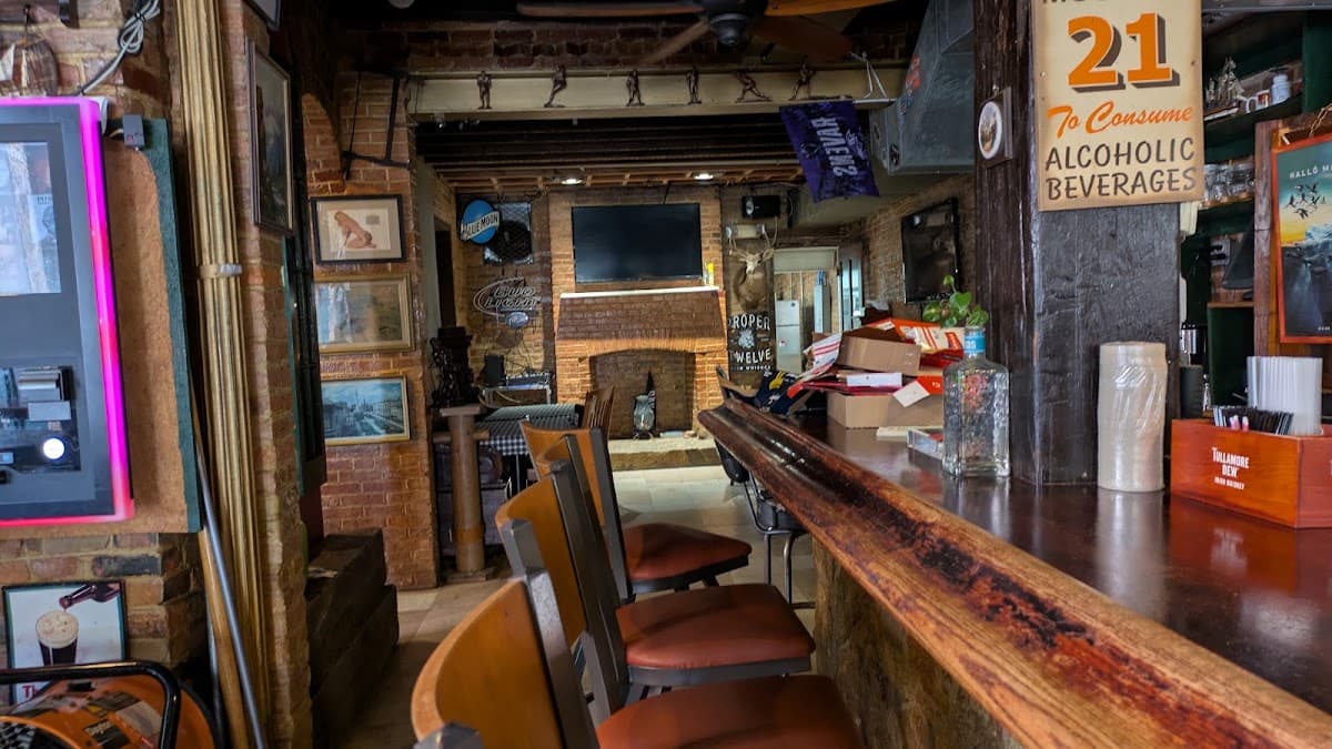 Quigley's Half-Irish Pub photo 1