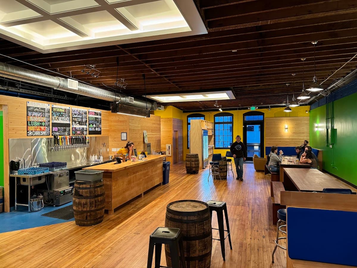Fremont Brewing Company Columbia City Urban Beer Garden