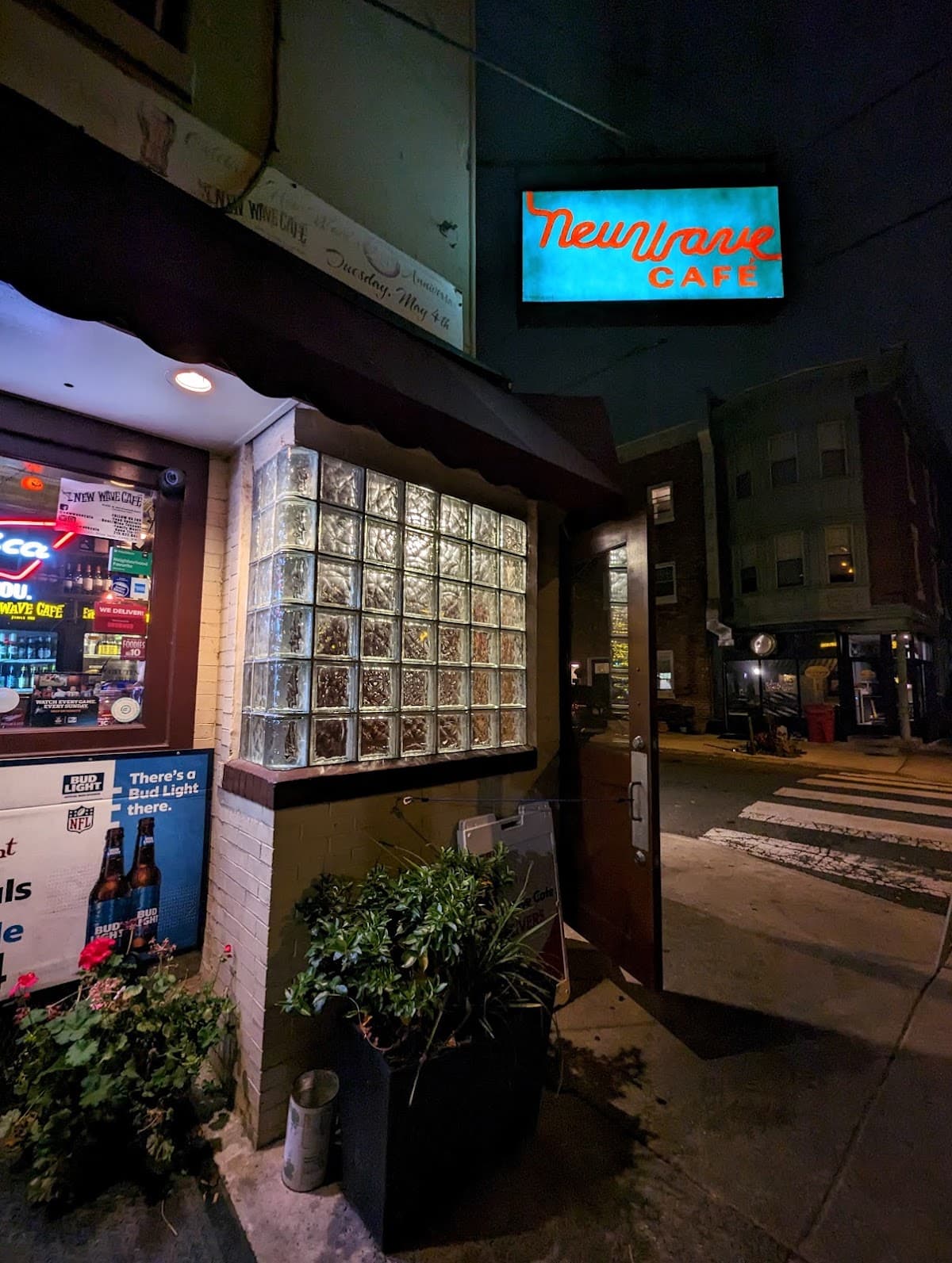 New Wave Cafe photo 1