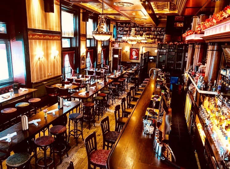 GMT Tavern photo 1