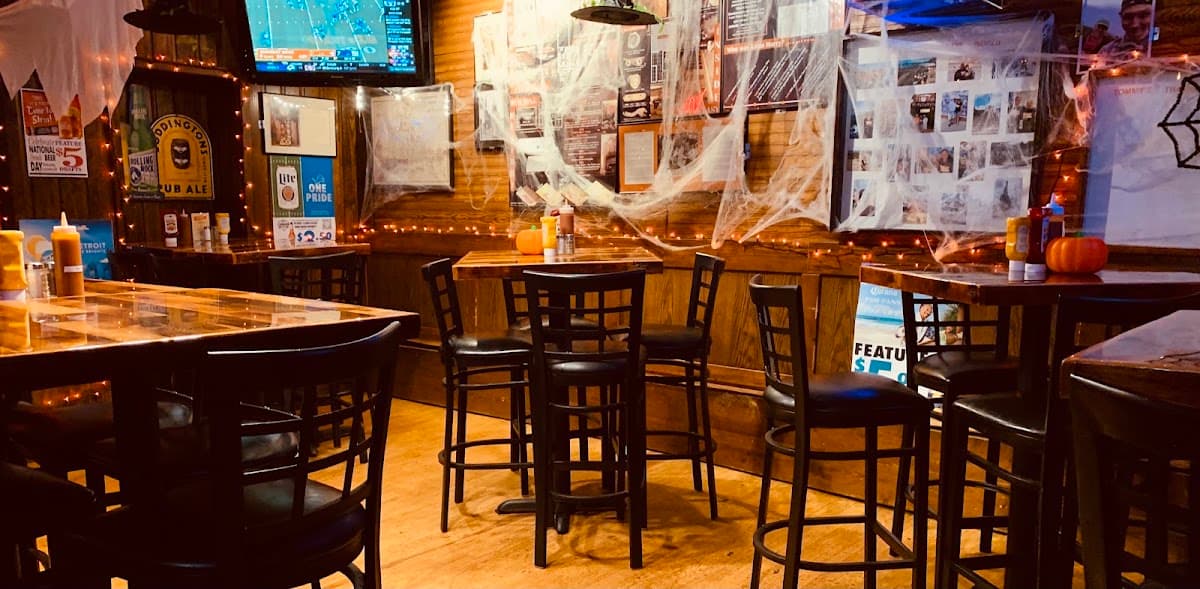 Tommy's Detroit Bar & Grill photo 1