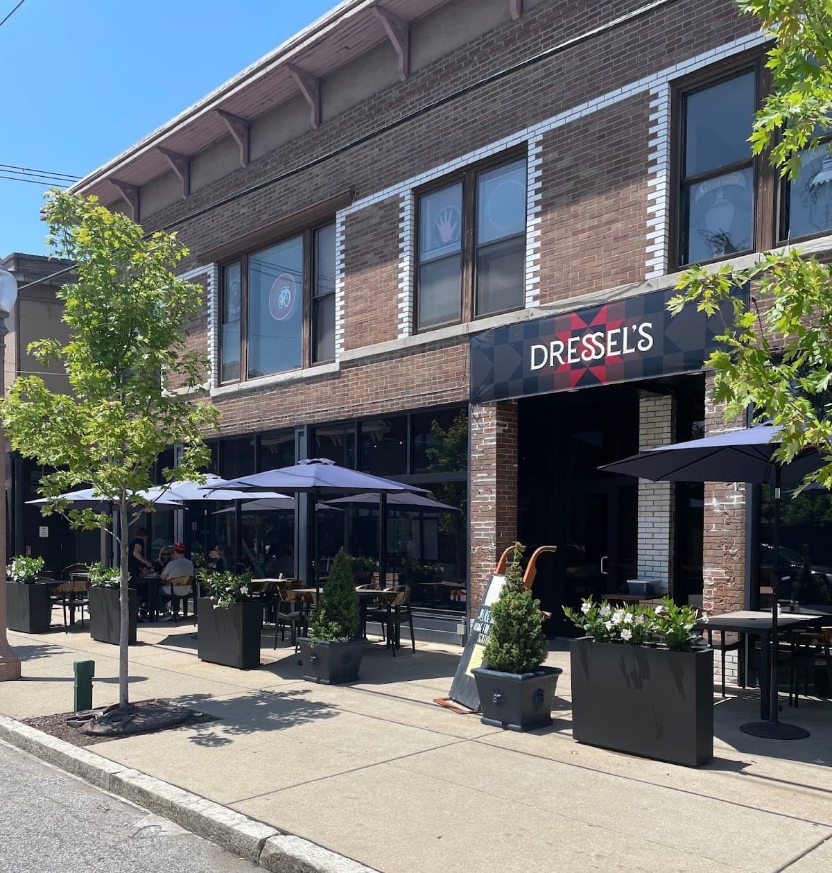 Dressel's Pub photo 1
