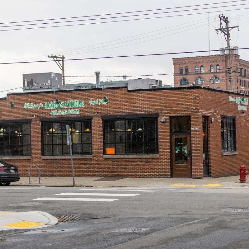 Mullaney's Harp & Fiddle Irish Pub photo 1