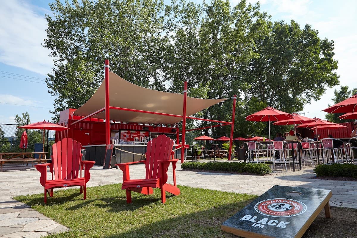 Terrasse St-Ambroise photo 1