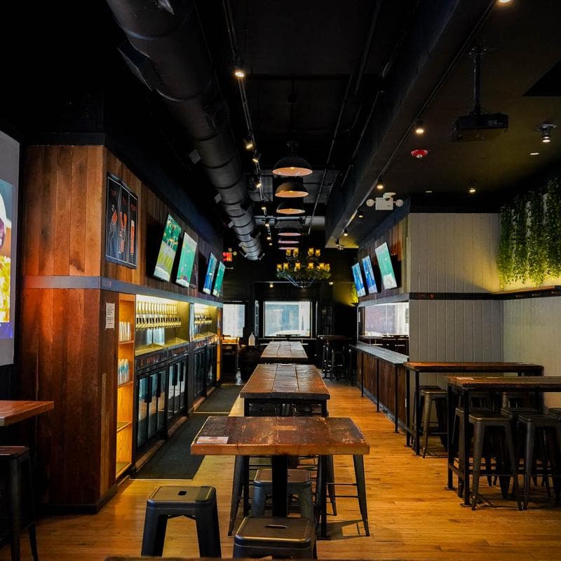 Tap Haus 33 photo 1