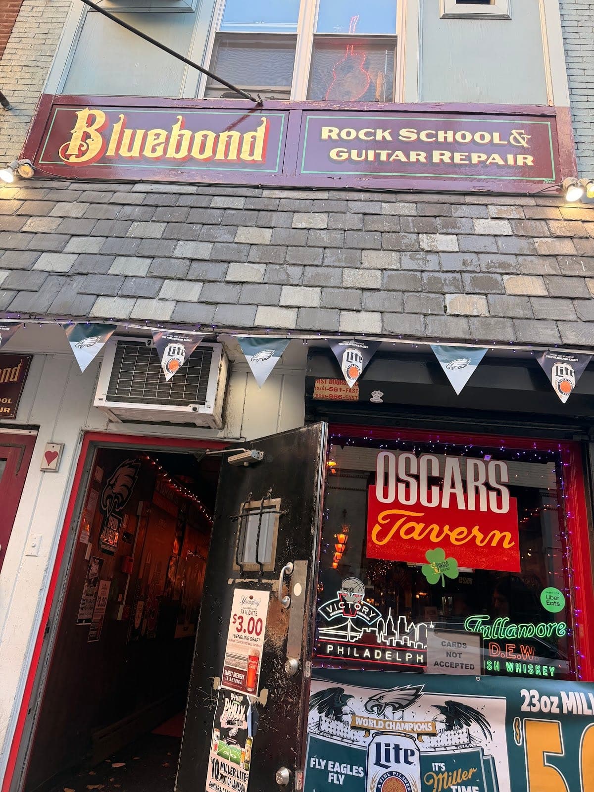 Oscar's Tavern photo 1