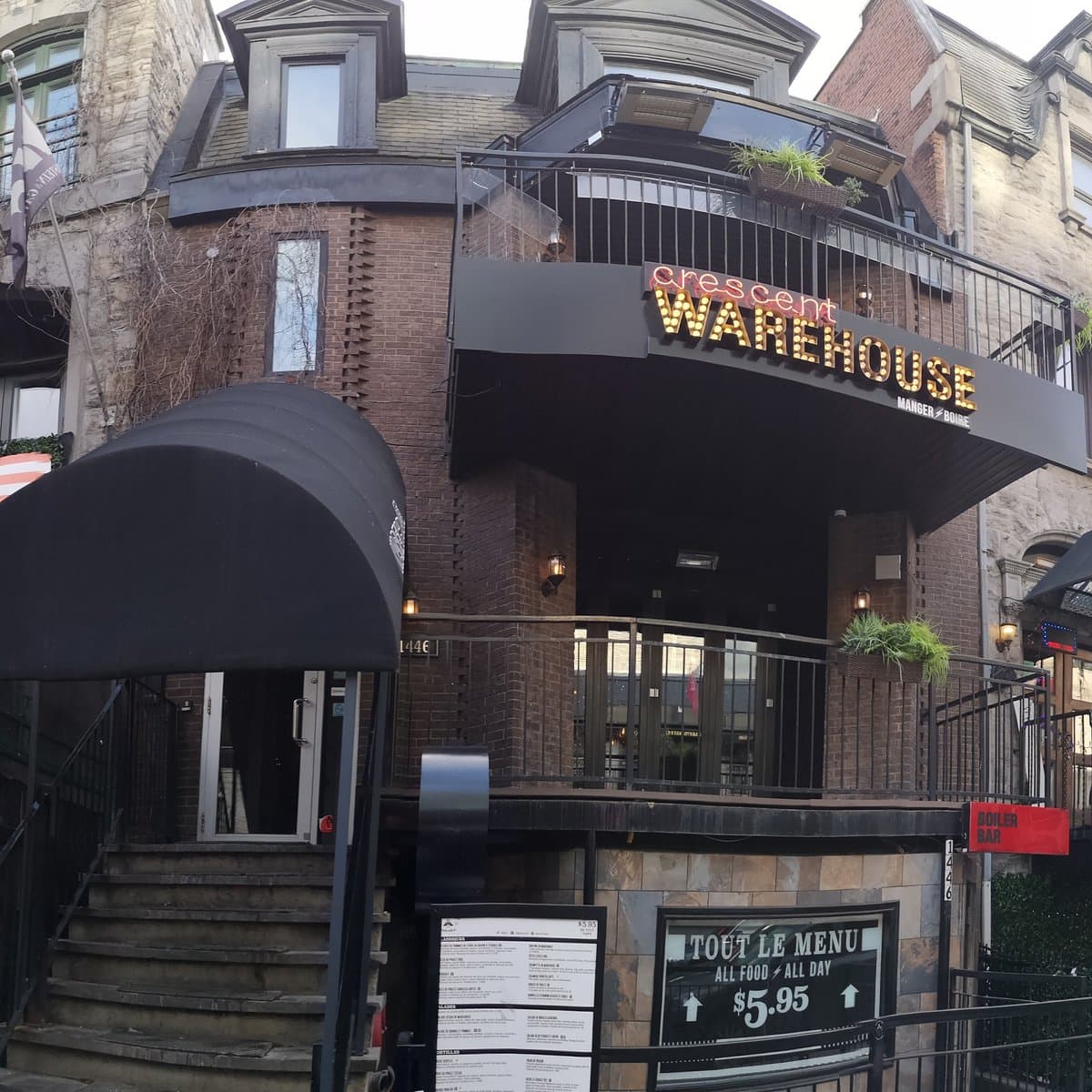 Le Warehouse photo 1