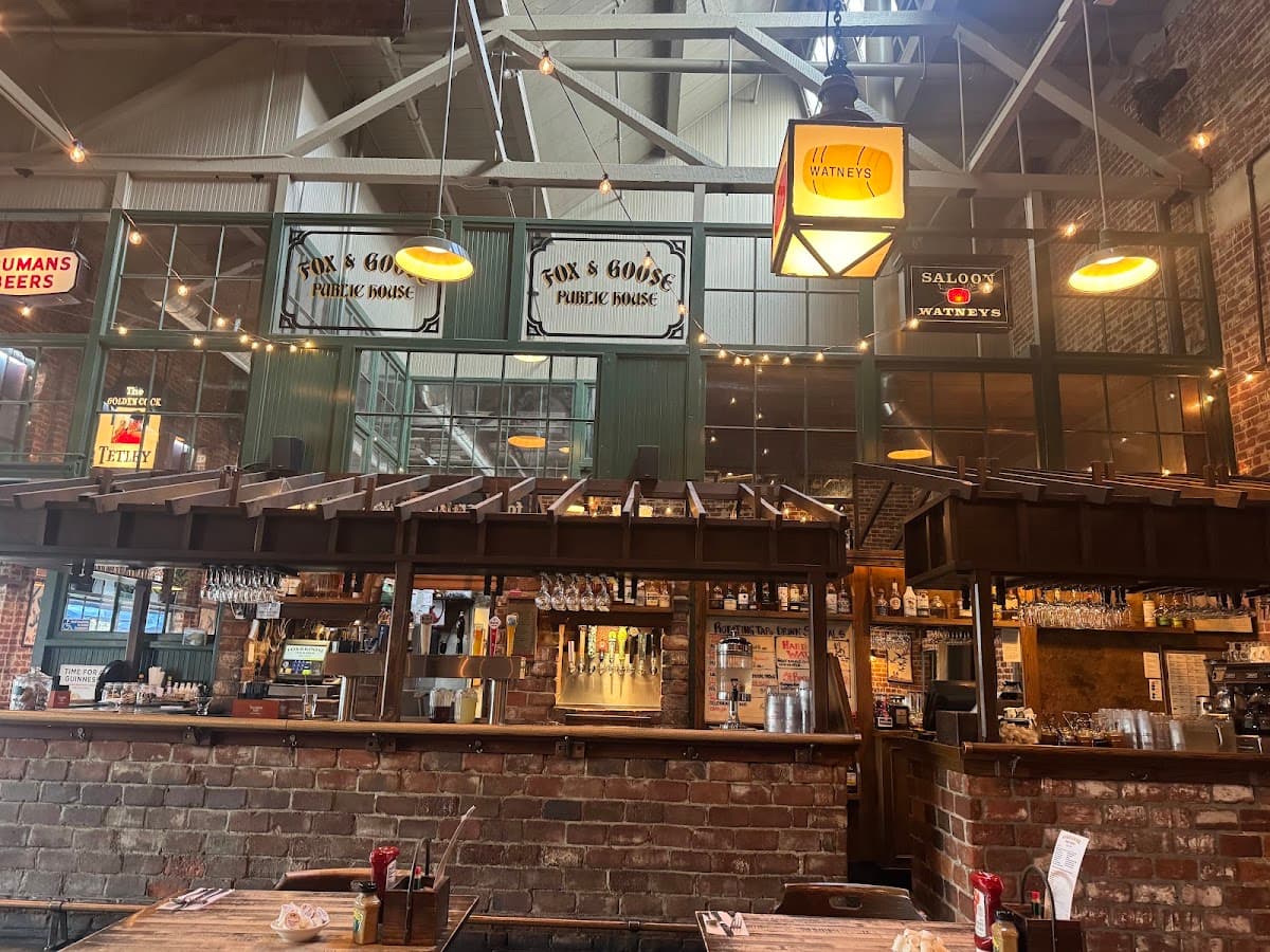 Fox & Goose Public House