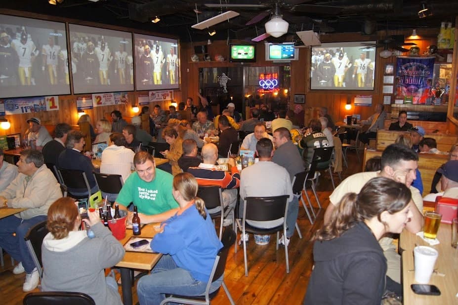Prime Time Sports Grill photo 1
