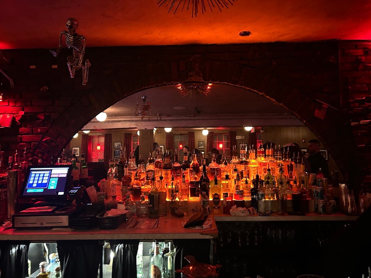 Lucky's Lounge photo 1