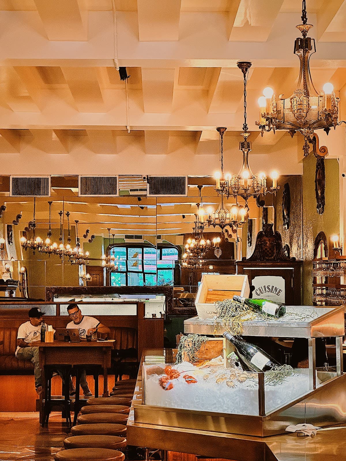 Bar Dominion